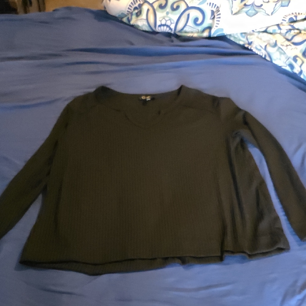 Jessica Simpson Black Sweater